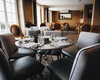 Aux Armes De Champagne - L'Épine - Restaurant