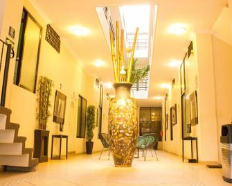 هوتل سميرلادا - توكستلا جوتيريز - ردهة