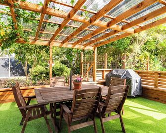 Home away from Home in Mangawhai Heads. Family & Pet Friendly. Escape the City - Mangawhai - Patio