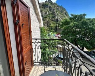 Filip deluxe rooms - Kotor - Balcony