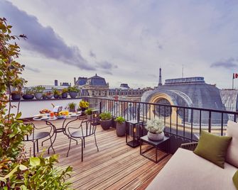 Grand Hotel Du Palais Royal - Paris - Balcony