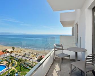 سول هاوس كوستا ديل سول - توريمولينوس - شرفة