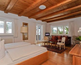 Stoll's Hotel Alpina - שונאו אם קונגיסי - חדר שינה