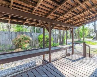 Pawnee Duplex in Chattanooga Unit 1 - Chattanooga - Patio