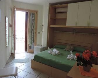 Scoglio di Pirro B&B - Ugento - Schlafzimmer