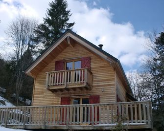 rental new comfortable family chalet sleeps 8 - Le Mont-Dore - Bâtiment