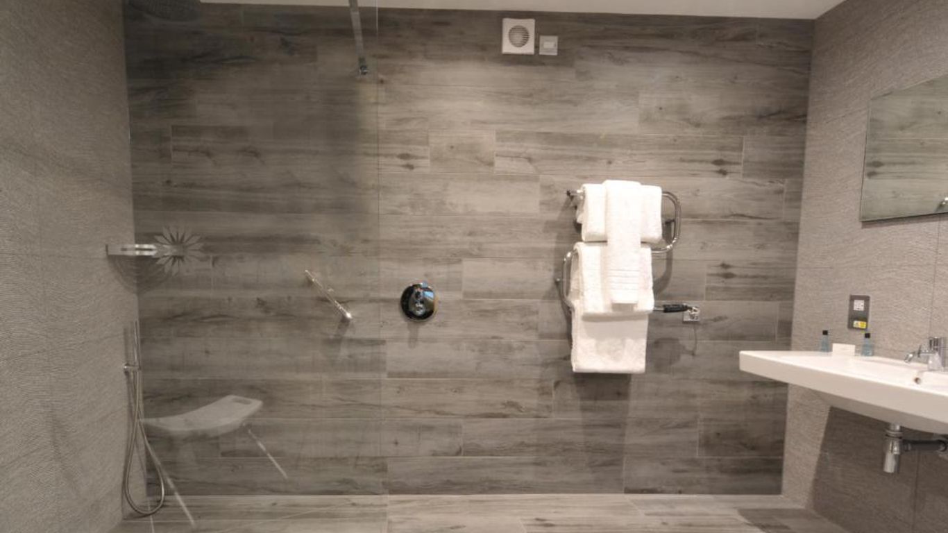 The Inn on Loch Lomond