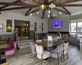 The Abbey Inn - פייזלי - מסעדה