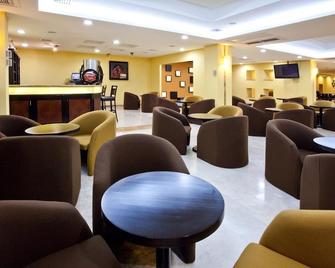 Hotel Hipico Inn - Poza Rica de Hidalgo - Lounge