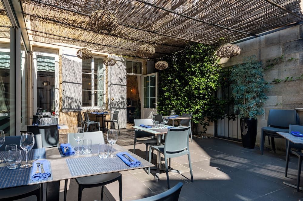 Logis Hôtel de la Tour Libourne - Лібурн - Ресторан