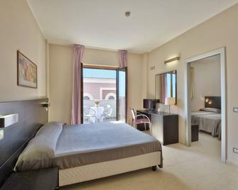 Hotel Mareluna - Castellabate - Slaapkamer