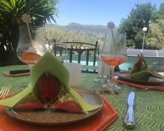 Le Mas Rescator - Vence - Jídlo