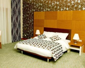 Grand Nur Plaza Hotel - Aktau