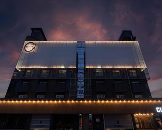 Curve Hotel Iksan - Iksan - Building