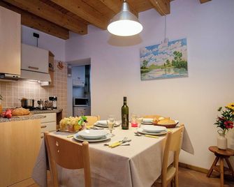 Appartamento Centro Storico Riva - Happy Rentals - Riva del Garda - Ruokailuhuone