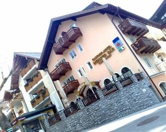 Hotel Weisser Bär - Sankt Wolfgang im Salzkammergut - Κτίριο