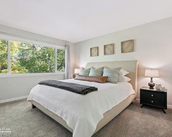 Modern Turnagain Townhome - Anchorage - Habitación