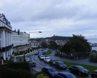 Highlander Hotel - Scarborough