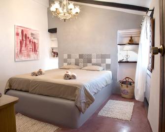 Hotel Rancho Los Lobos - Jimena de la Frontera - Bedroom