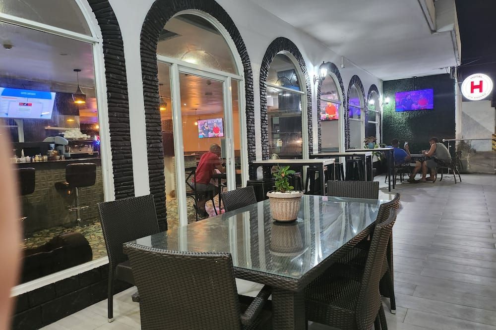 هوتل فيا إسيبانا - بنما سيتي (بنما) - بار