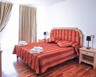 Hotel Villa Strassoldo - Cervignano del Friuli - Slaapkamer