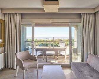 Almarena Apart & Hotel Boutique - Costa del Este - Sala de estar