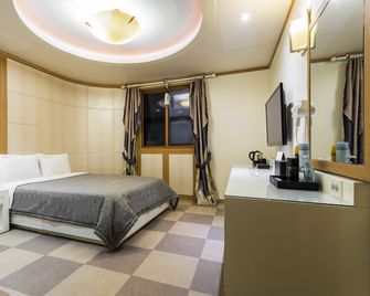 Incheon Airport Hotel - Incheon - Bedroom
