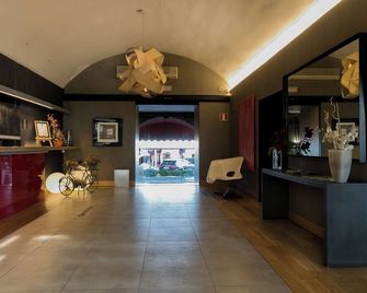Hotel El Castell - Sant Boi de Llobregat