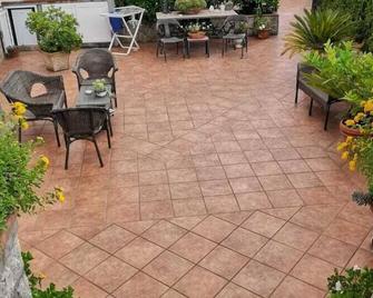 The Sunset - Anacapri - Patio