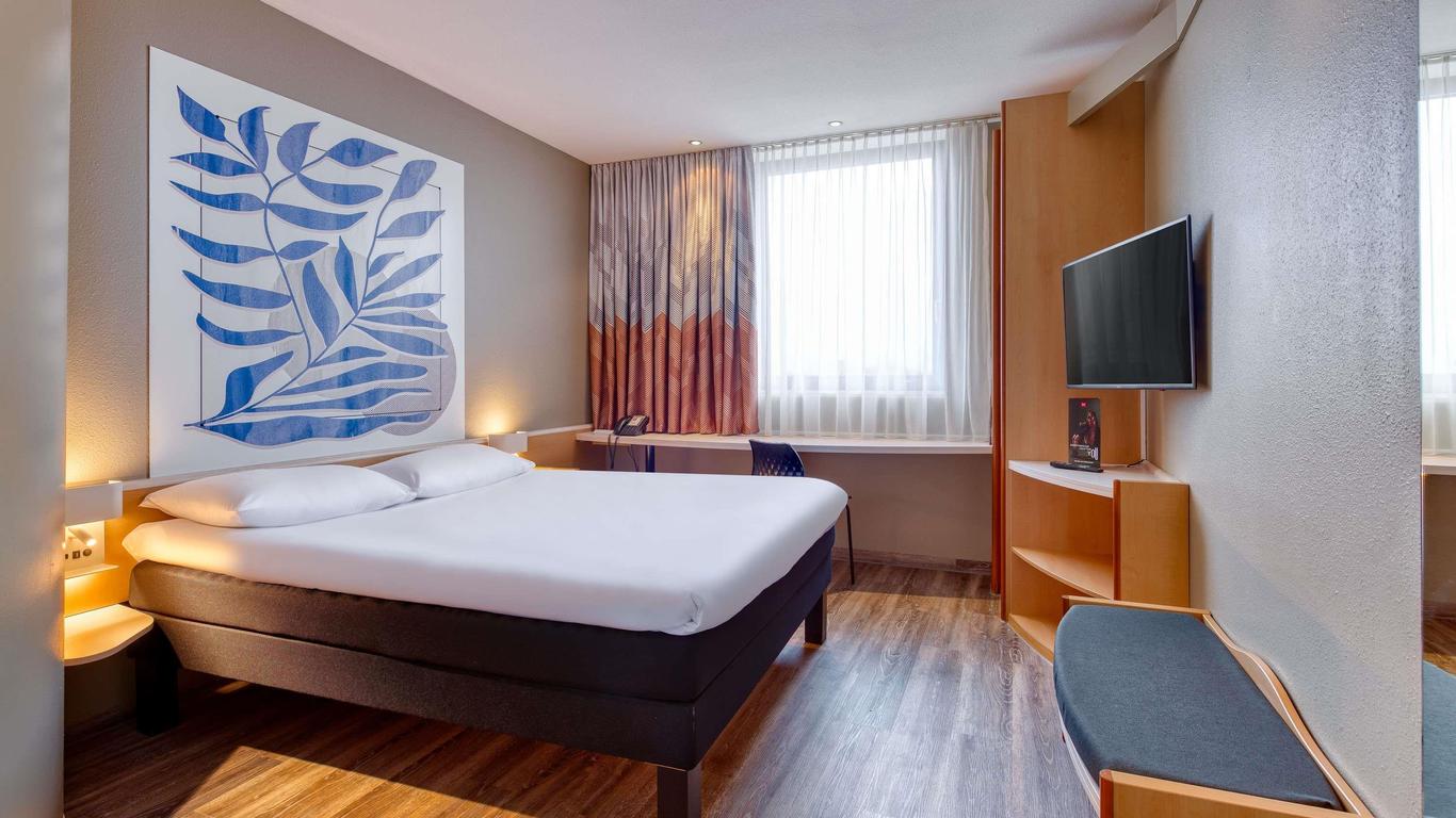 إيبيس هيلبرون سيتي