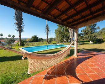 Fantástica Casa de Campo com Piscina perto de Lisboa - Santarém - Басейн