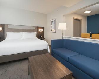 Holiday Inn Express & Suites Indianapolis - East By IHG - Indianapolis - Bedroom