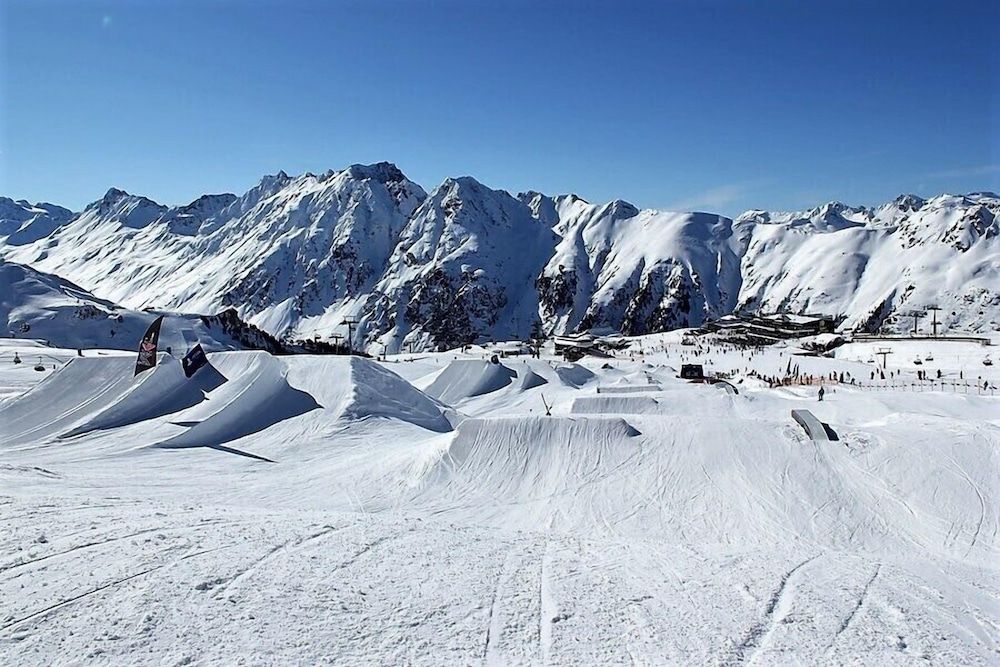 Hotel Garni Panorama - Scuol - Vista del exterior