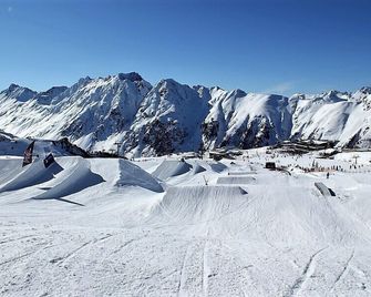 Hotel Garni Panorama - Scuol - Utsikt