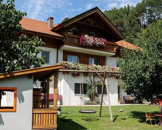 Ferienwohnung Christine Gundolf Nr. 3 - Ferienwohnung Christine Gundolf - Arzl im Pitztal - Budova