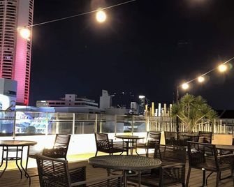 Le Dream Boutique Hotel - George Town - Patio