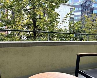 Cozy 2BR near Lake - Wille 8 - ציריך - מרפסת