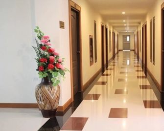 Siamtara Palace Hotel - Maha Sarakham - Hallway