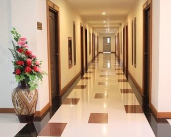 Siamtara Palace Hotel - Maha Sarakham - Hallway