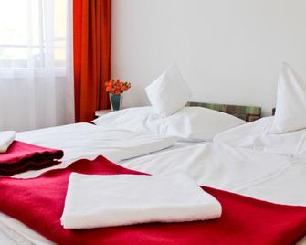 Ce Napfény Hotel - Siófok