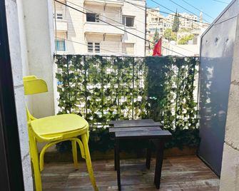 The Sydney Hotel - עמאן - מרפסת