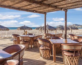 Beautiful resort in the heart of it all! - סן חוסה דל קאבו - מסעדה