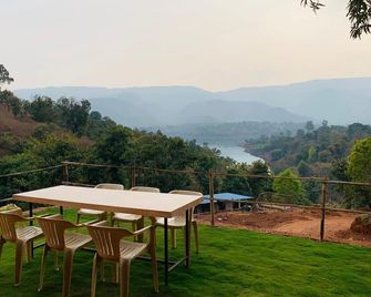 Shivneri Agro Tourism, Tapola - Mahabaleshwar - Balcony
