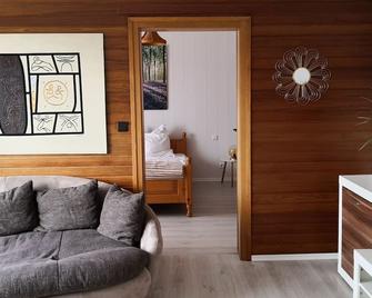 Ferienwohnung Mila - Schonach im Schwarzwald - Huiskamer