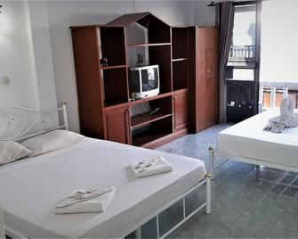 Family Apartment - Patong Beach Center - Patong - Camera da letto