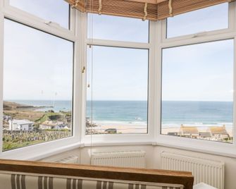 Porthmeor Beach House - St. Ives - Balcony