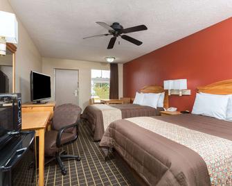 Days Inn by Wyndham Forest - Forest - Schlafzimmer