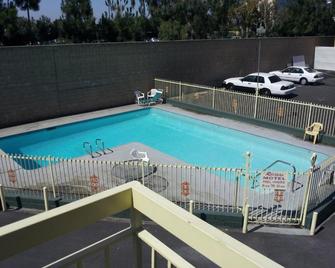 Riviera Motel - Anaheim - Bể bơi