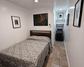 Garden Motel Redwood City Ca - Redwood City - Phòng ngủ