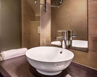 Cleythil Hotel - Maldegem - Ванна кімната